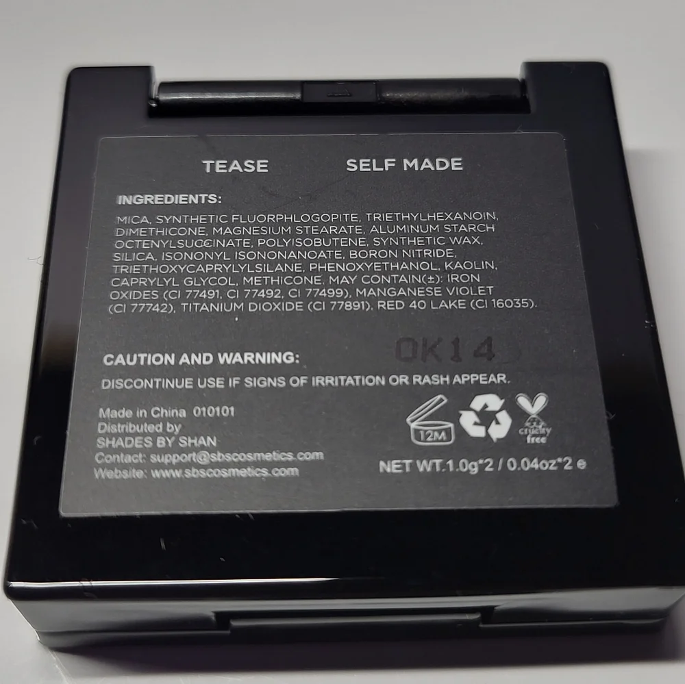 Eye Shadow Bundle - Picture 9 of 11